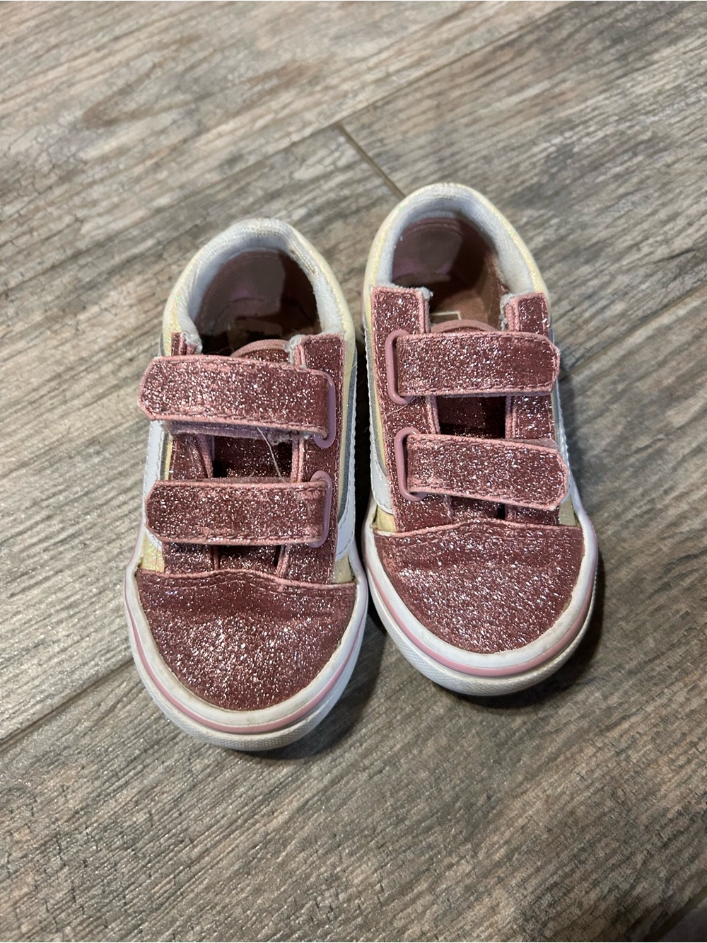 Vans Kids Glitter Velcro Sneakers in Dusty Rose